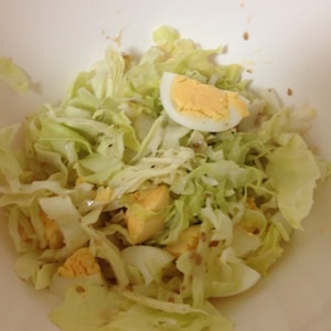 卵とキャベツのコールスロー風サラダ